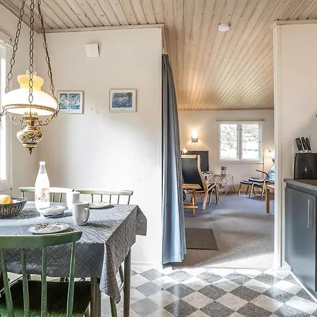 Loekea - 800m From The Sea By Interhome *