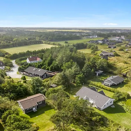 Loekea - 800m From The Sea By Interhome Semesterbostad